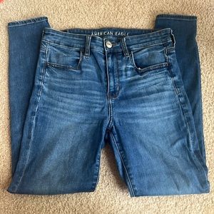 American Eagle - Hi-Rise Jegging - Size 8 - Great condition!
